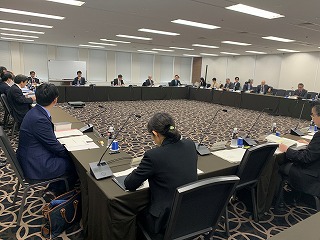 医師の働き方改革推進検討会 議論のまとめ示す 副業 兼業の労務管理など課題は山積 ニュース ミクスonline